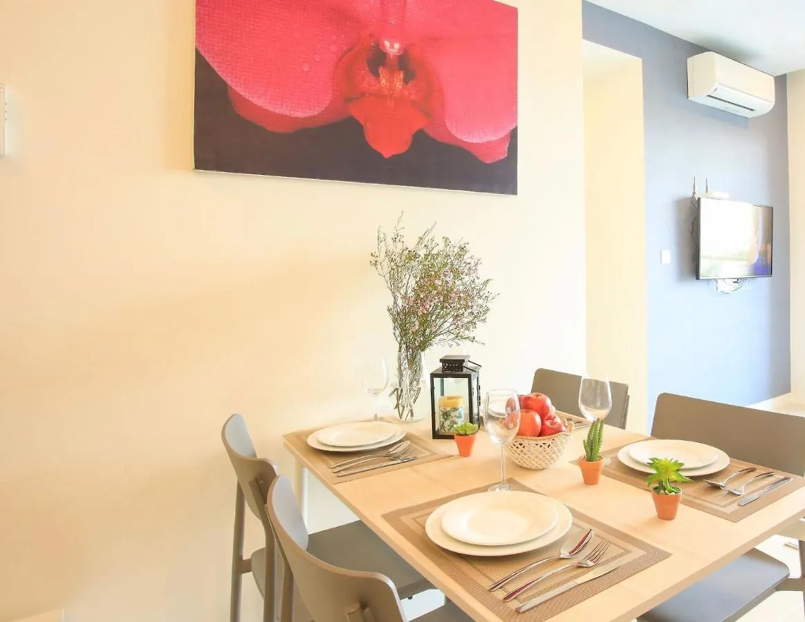 Saigon Genius - Masteri Millennium Apartment Ho Chi Minh City 0*,